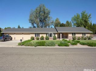 11401 Wild Oak Dr, Oakdale, CA