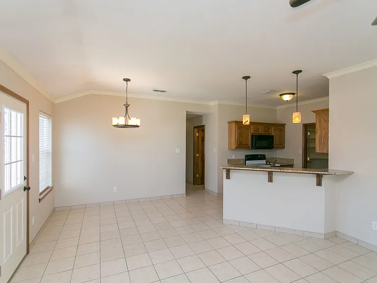16131 Rolling Meadows Dr — Photo 10