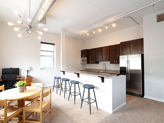 3rd image of 2434 Smallman St Unit 321