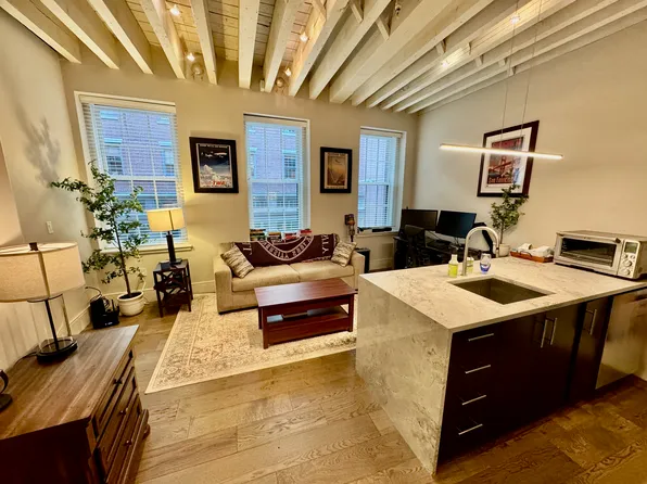45 Broad St APT 203, Boston, MA 02109