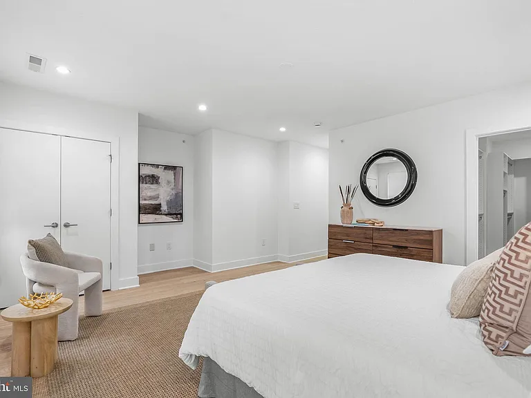 237 N 23rd St #1 — Photo 11