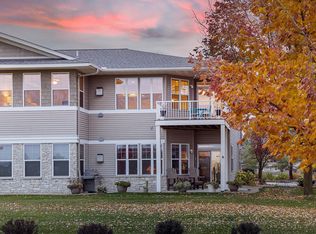 1171 Gallery Ln, Chaska, MN 55318