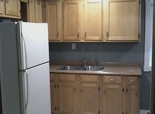 128 Fellows Ave, Kalamazoo, MI 49001