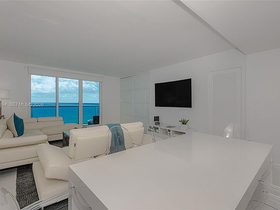 3rd image of 2301 Collins Ave APT 1538