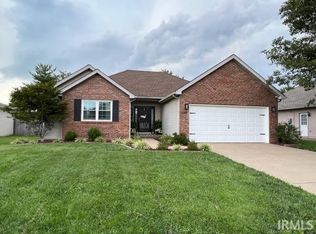 9766 Rabbit Run Dr, Newburgh, IN 47630