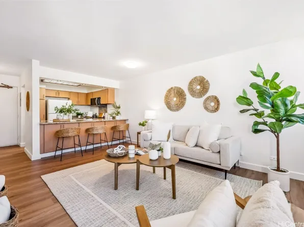 2752 Kaaha St APT 209, Honolulu, HI 96826