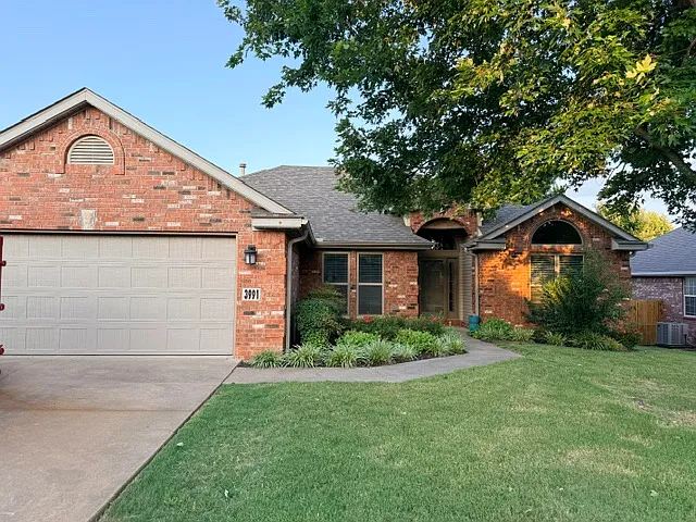 3991 Buckingham Ter — Photo 1