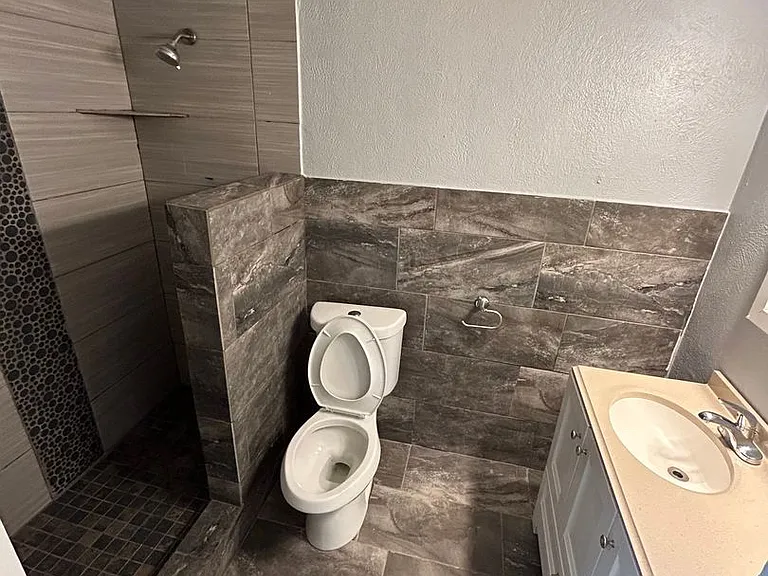 2021 Aloha Dr — Photo 16