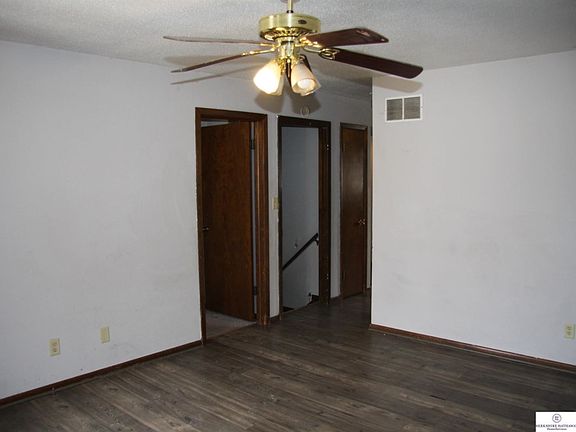 4th image of 1445-1447 W Dakota St