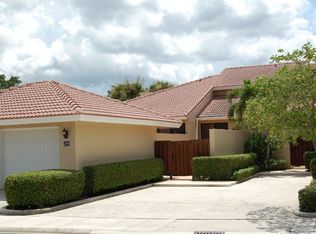 289 Old Meadow Way, Palm Beach Gardens, FL 33418