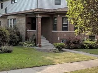 6914 N Odell Ave, Chicago, IL