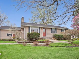 23W749 Bryn Mawr Ave, Roselle, IL