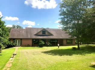 1612 County Road 123, San Augustine, TX 75972