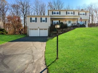 43 Karen Pl, Budd Lake, NJ 07828