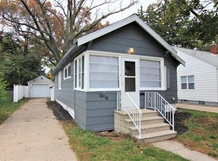 1070 Langeland Ave, Muskegon, MI 49442