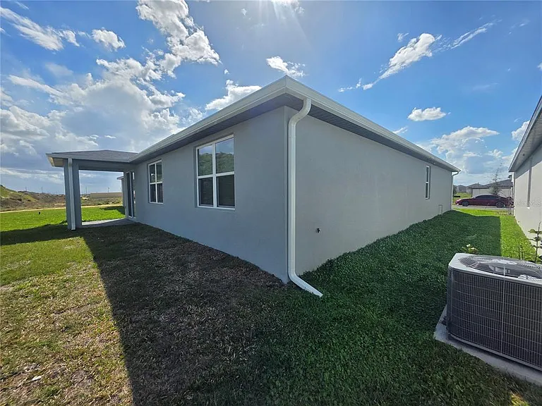 5009 Katrina Dr — Photo 5