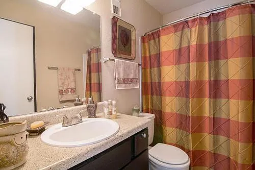 2900 S Gessner Rd — Photo 40