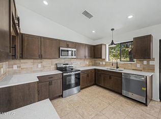 987 Gigi Ct, Rio Rico, AZ 85648
