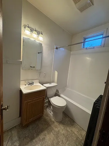403 Spring St #4 Photo 1