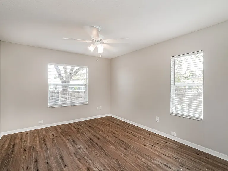 4640 Burlington Rd — Photo 12
