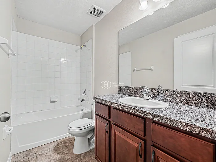 2025 Broad Winged Hawk Dr — Photo 24