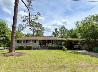 927 Ridgewood Dr, Valdosta, GA 31601