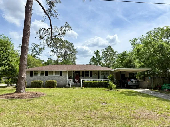 927 Ridgewood Dr, Valdosta, GA 31601