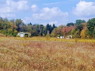 2174 Commonwealth Rd, Jenner Township, PA 15531