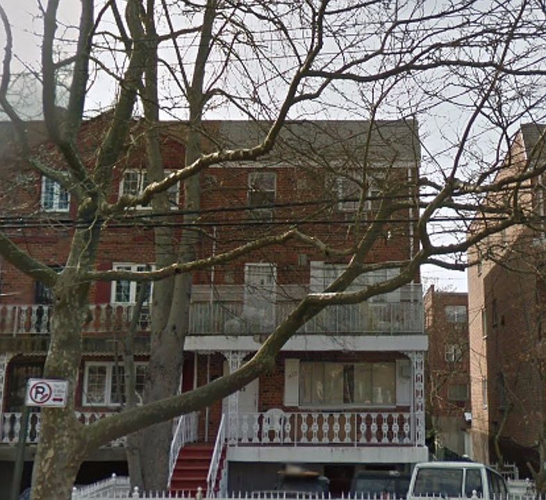 2nd image of 1422 East 85th Street