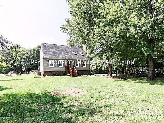 2nd image of 101 Woodruff Cir