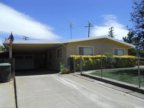 4208 Don Julio Blvd, North Highlands, CA 95660