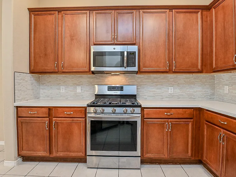 719 Levi Bnd — Photo 14