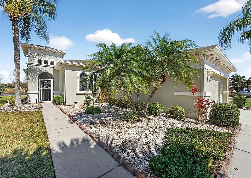1st image of 915 Regal Manor Way