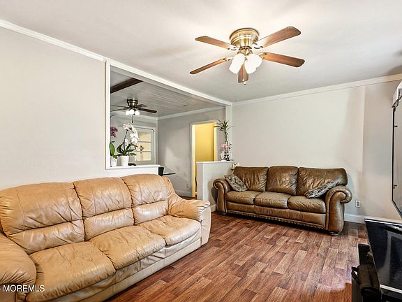 4th image of 1410 Jeffrey Street