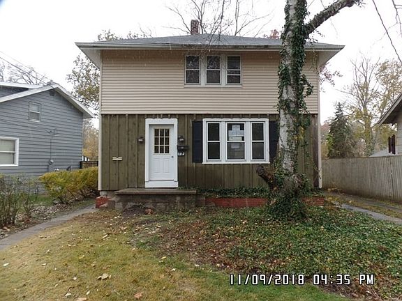 3rd image of 1312 S Shore Dr
