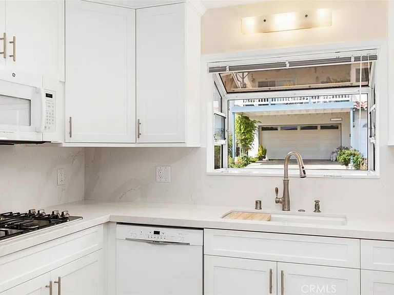 34022 Pequito Dr — Photo 16