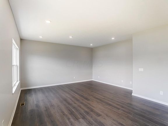 5th image of 168 Natalie Ln