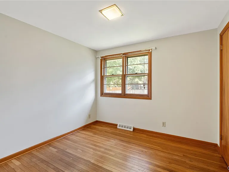 107 Overlook Dr — Photo 27