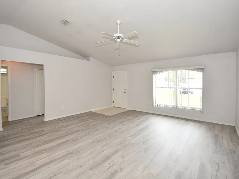 6 Rosedale Pl — Photo 4