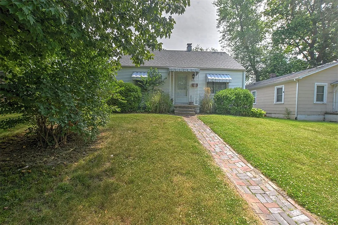 1260 S Silas St photo 1