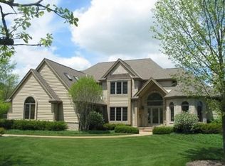 S51W29326 Ridgefield Rd, Waukesha, WI 53189