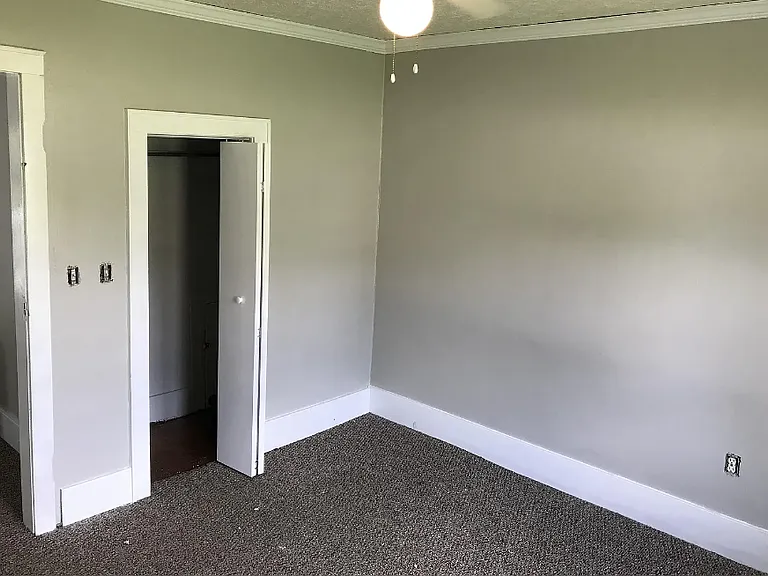 103-105 Morrison St #105 — Photo 5