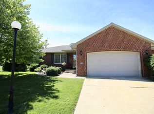 3522 Cattail Cv, Pekin, IL