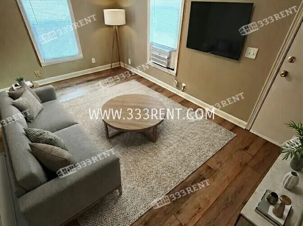 2931 NE Jewett St #4, Kansas City, MO 64117