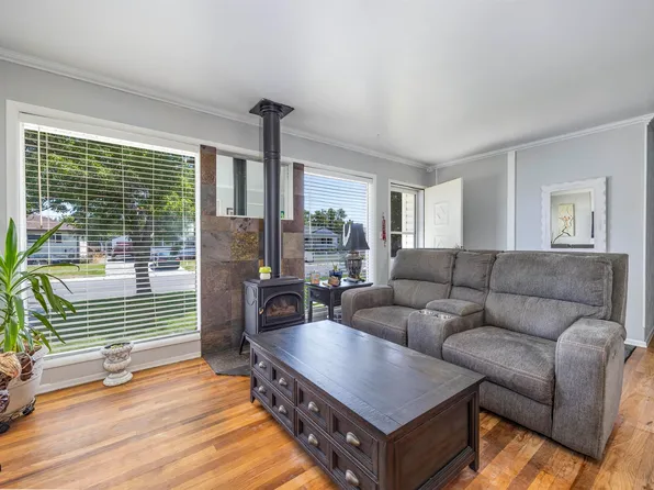 2017 Everest Ave, Richland, WA 99354