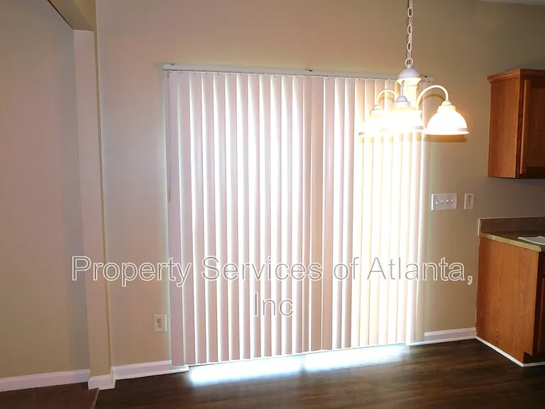 2379 Tullamore Cir — Photo 7