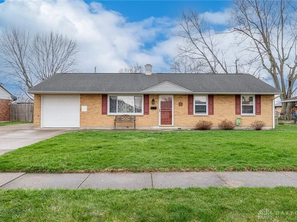 624 Greenhurst Dr, Vandalia, OH 45377