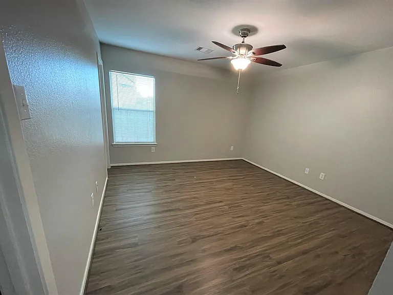 1603 Nichole Woods Dr — Photo 20