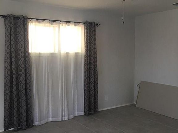 3rd image of 18 Oliva Cir #8
