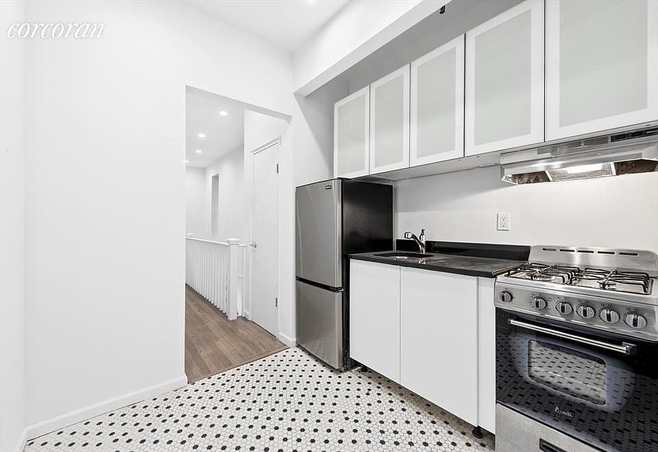 1st image of 343 W 21st St #1B